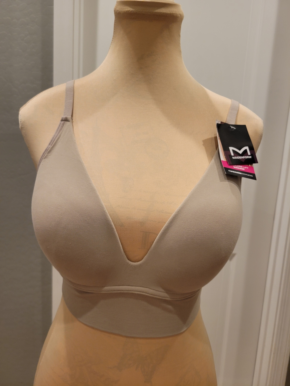Maidenform Light Nude V-Neck Padded Bralette
